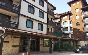 Private Apartments Emerald